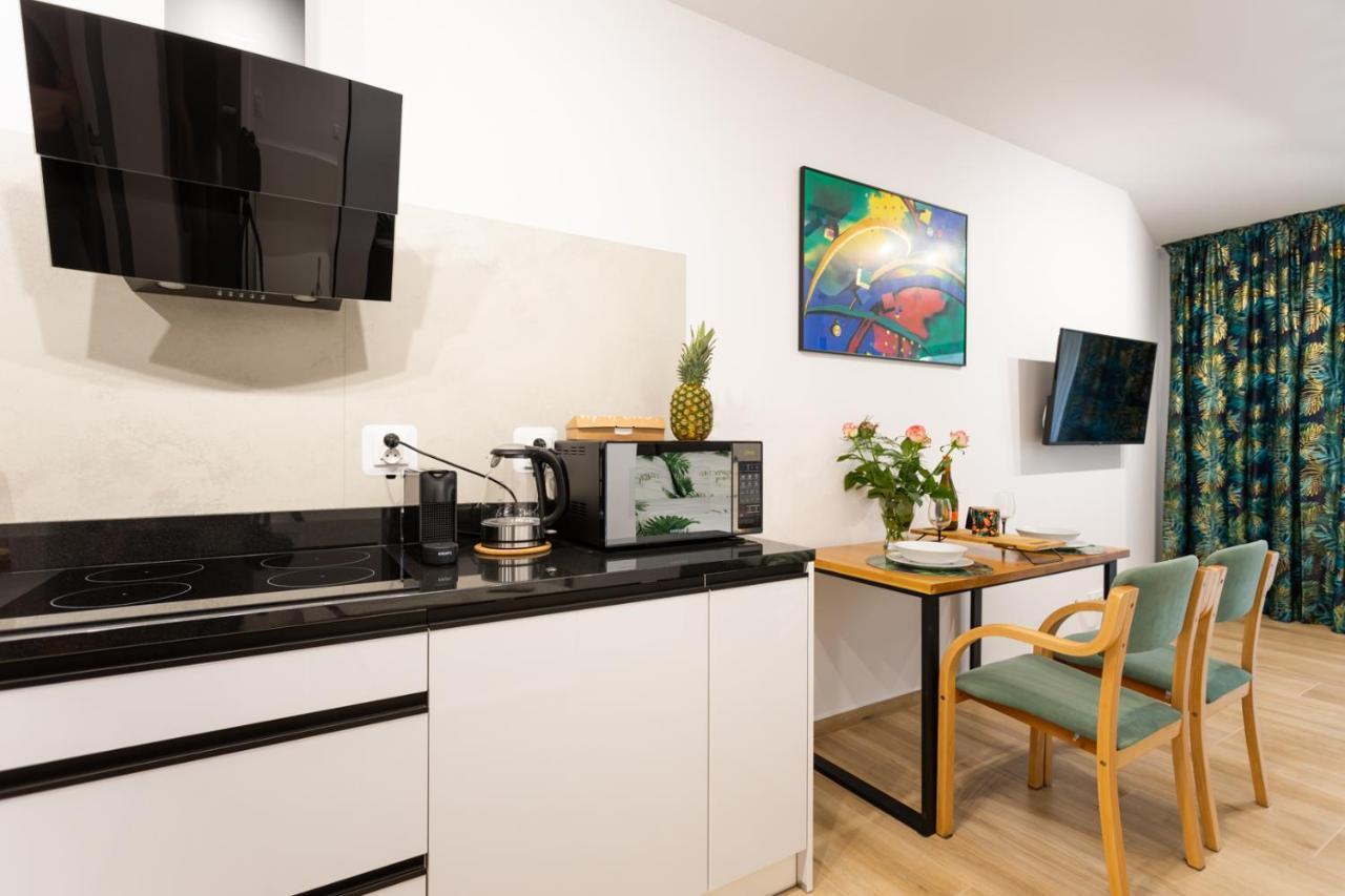 Luxurycity Apartment With Terrace Wrocław Buitenkant foto