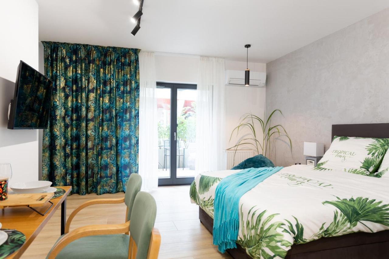 Luxurycity Apartment With Terrace Wrocław Buitenkant foto