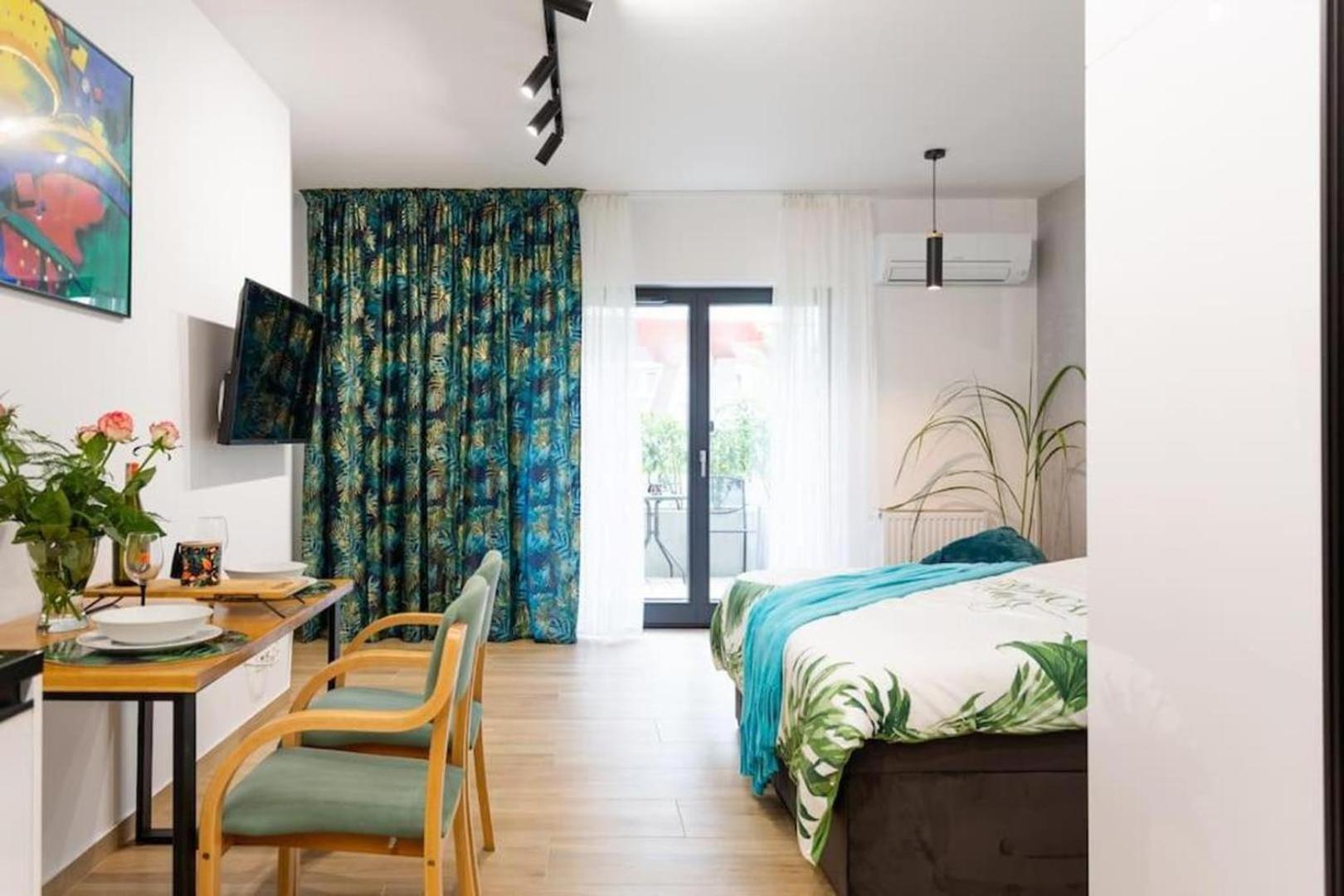 Luxurycity Apartment With Terrace Wrocław Buitenkant foto